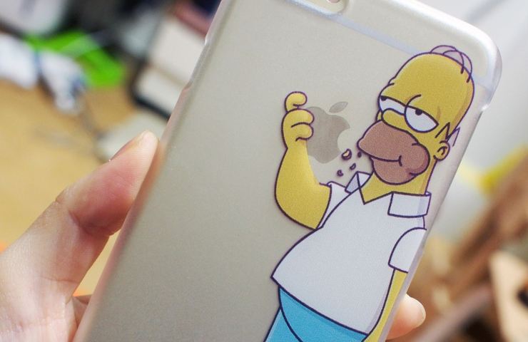 Homer Simpson su iPhone